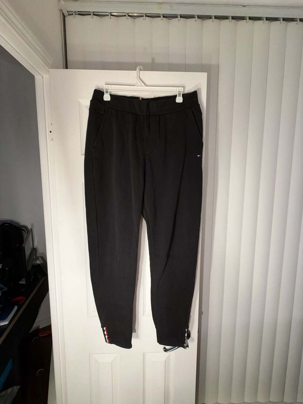 Tommy Hilfiger Sweatpants Size M Black Joggers